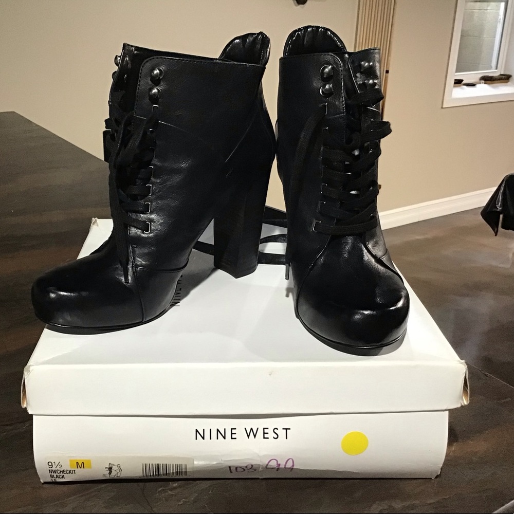 Nine West boot